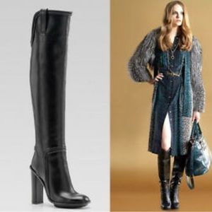 Gucci Black Leather Lifford Piped Boots - RARE Low Heel